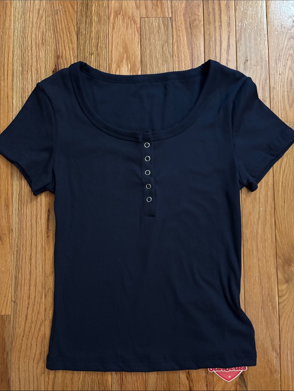Short-Sleeve Navy Blue Ribbed Tee with Silver Snap-Placket